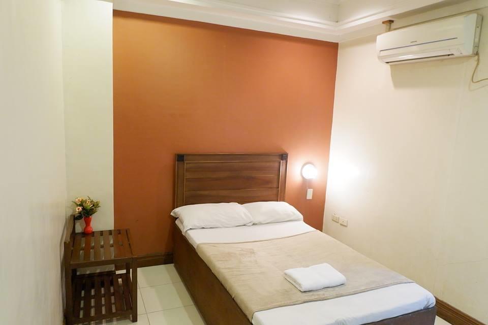 Cozy Inn Iligan Екстер'єр фото
