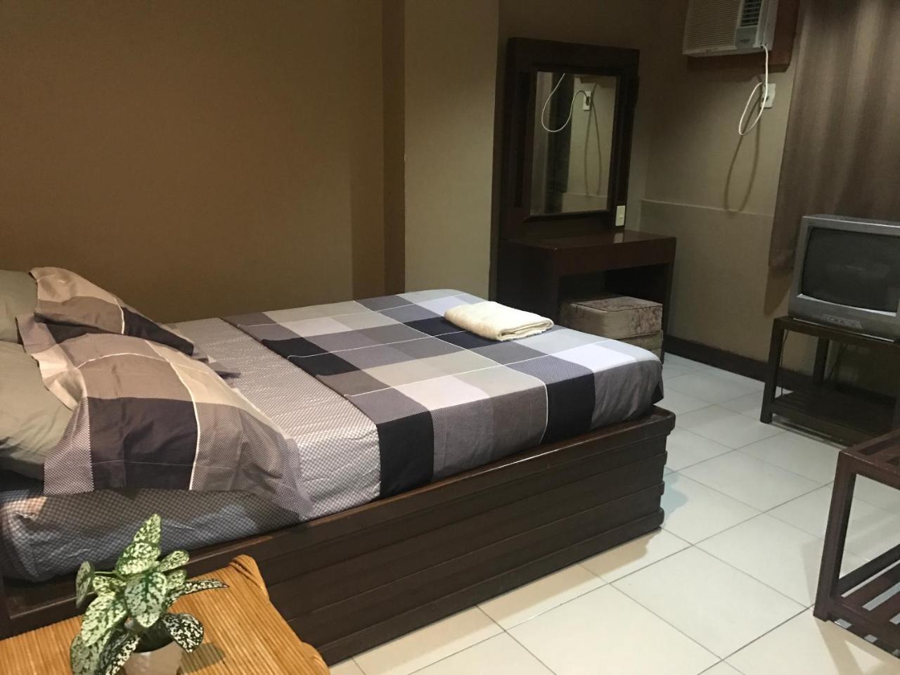 Cozy Inn Iligan Екстер'єр фото